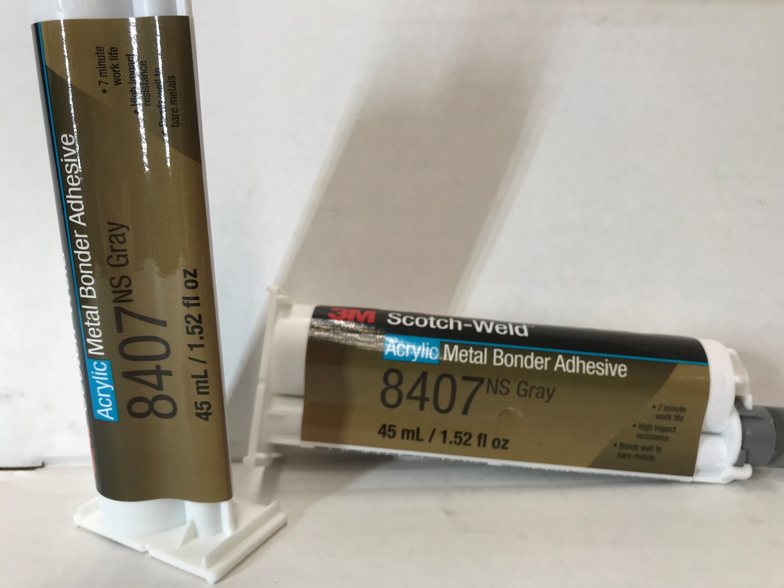Order as little as 1 cartridge of Scotch-Weld 8407 Metal Bonder Glue online here for delivery Australia Wide