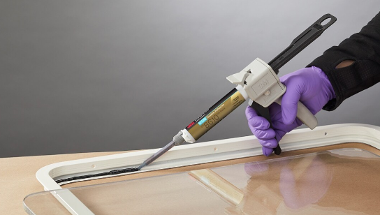 Scotch-Weld DP8610 Acrylic Adhesive can be used on a wide range of surfaces which include plastics & metals.