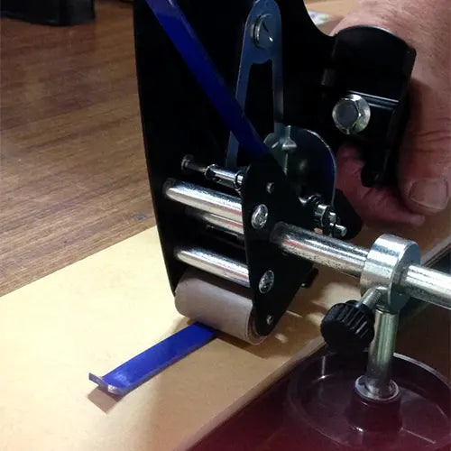 Twin Grip & Guide Wheel provide fast